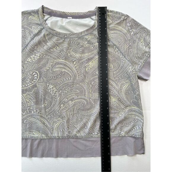 Lululemon Stripe In Stride Short Sleeve In Spirit Multi Mesh Detail Size 8 EUC - Picture 4 of 6